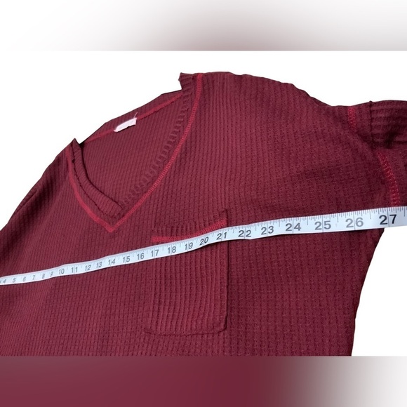 Reb in J 220 Wine Burgundy Maroon Waffle Knit Top Oversized for Comfort - Picture 8 of 9